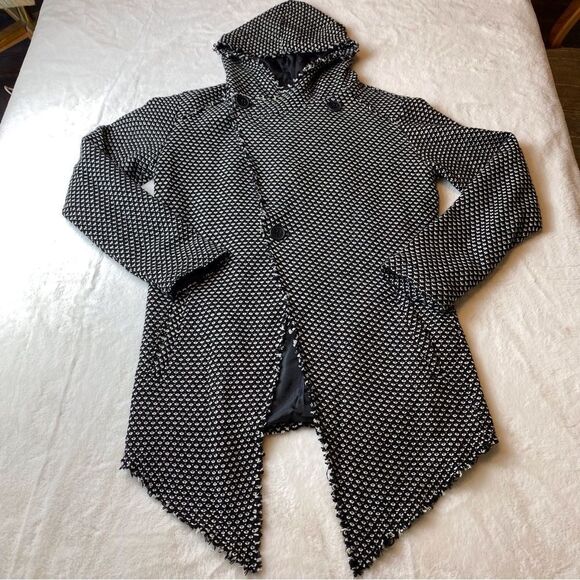 Wilfed Made in Italy Hooded Long Sleeve Asymmetrical Jacket Size Medium - Picture 1 of 11
